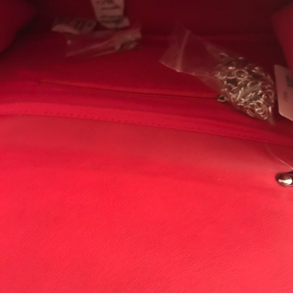 Purse - Picture 3 of 4